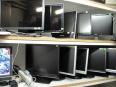 LCD monitory různých značek